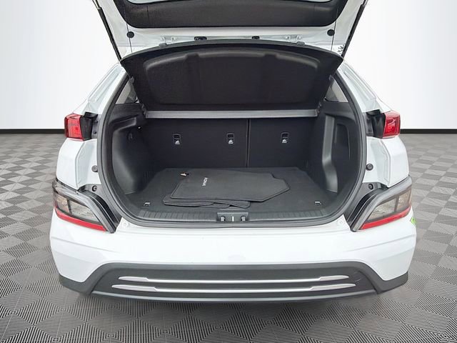 Used 2023 Hyundai Kona SE FWD image 22