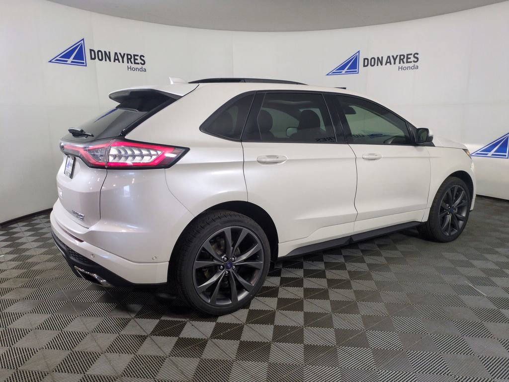 Used 2018 Ford Edge Sport w/ Equipment Group 401A image 8