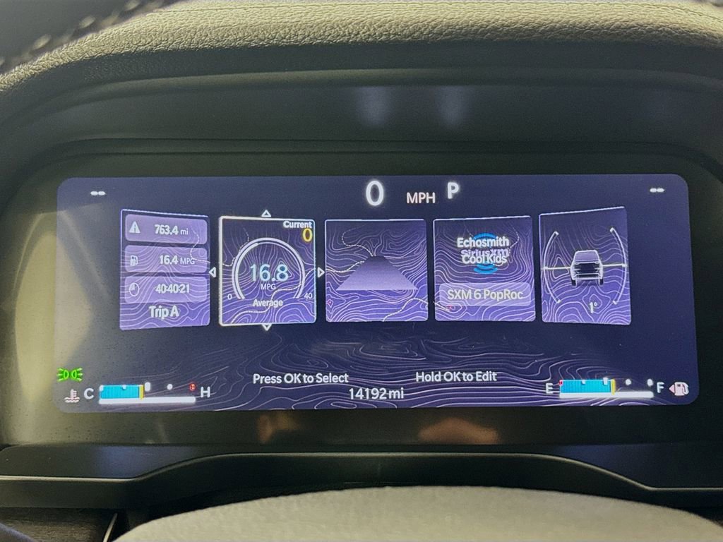 Certified 2023 Jeep Grand Cherokee Limited w/ Trailer Tow Prep Group (B) image 16