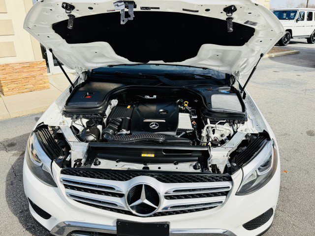 Used 2019 Mercedes-Benz GLC 300 4MATIC image 20