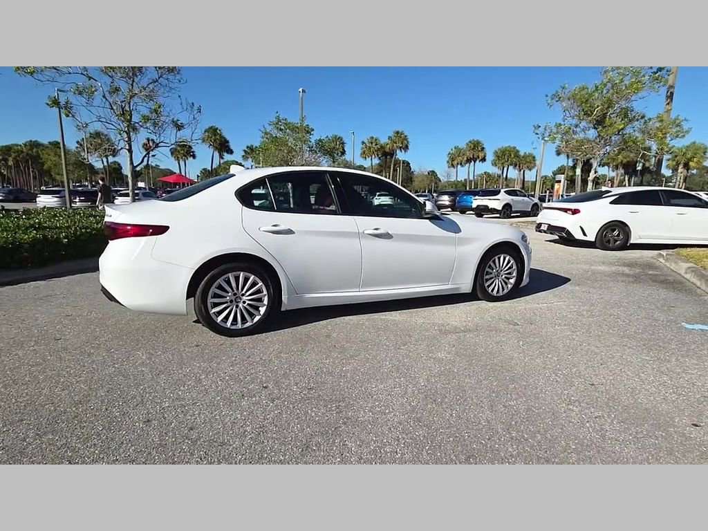Used 2022 Alfa Romeo Giulia Sprint image 35