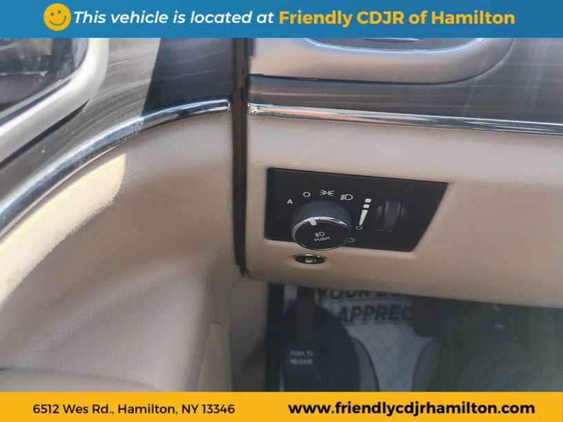 Used 2020 Jeep Grand Cherokee Limited image 15