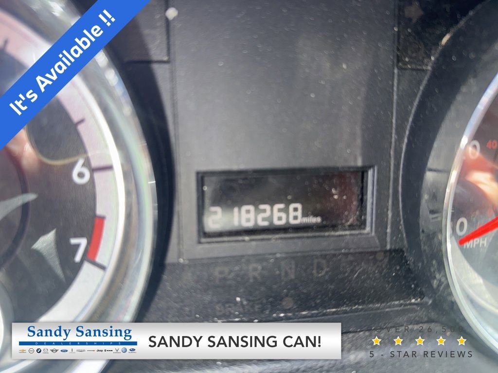 Used 2014 Dodge Grand Caravan SXT FWD image 1