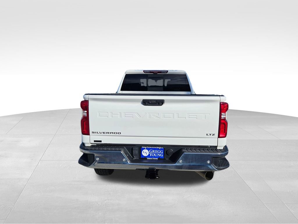 Used 2021 Chevrolet Silverado 2500 LTZ w/ LTZ Premium Package AWD/4WD image 8