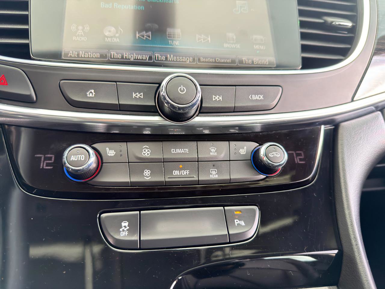 Used 2019 Buick LaCrosse Essence w/ Sun and Shade Package image 52