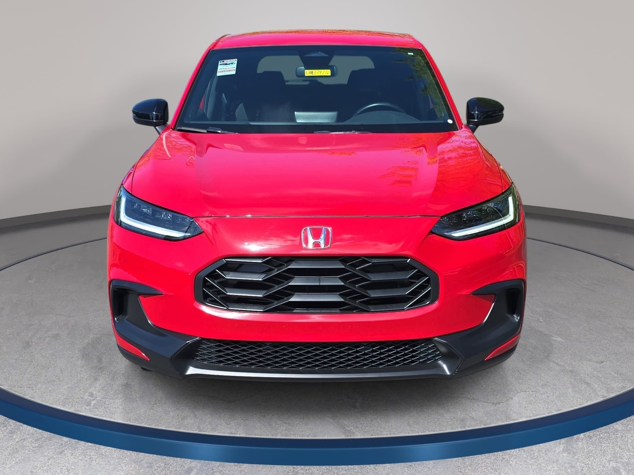 Used 2025 Honda HR-V Sport image 2