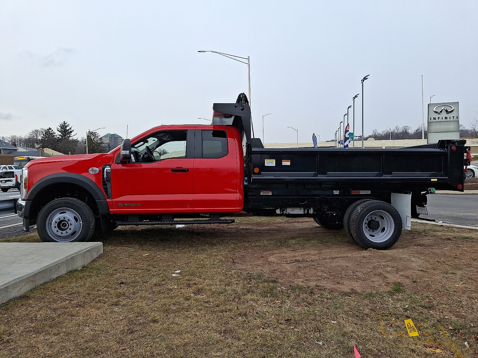 New 2024 Ford F550 4x4 SuperCab Super Duty image 7