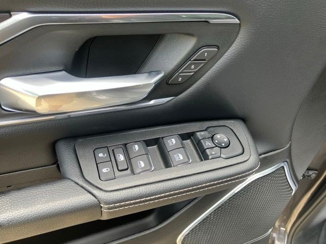New 2026 RAM 1500 Laramie w/ Sport Appearance Package AWD/4WD image 10