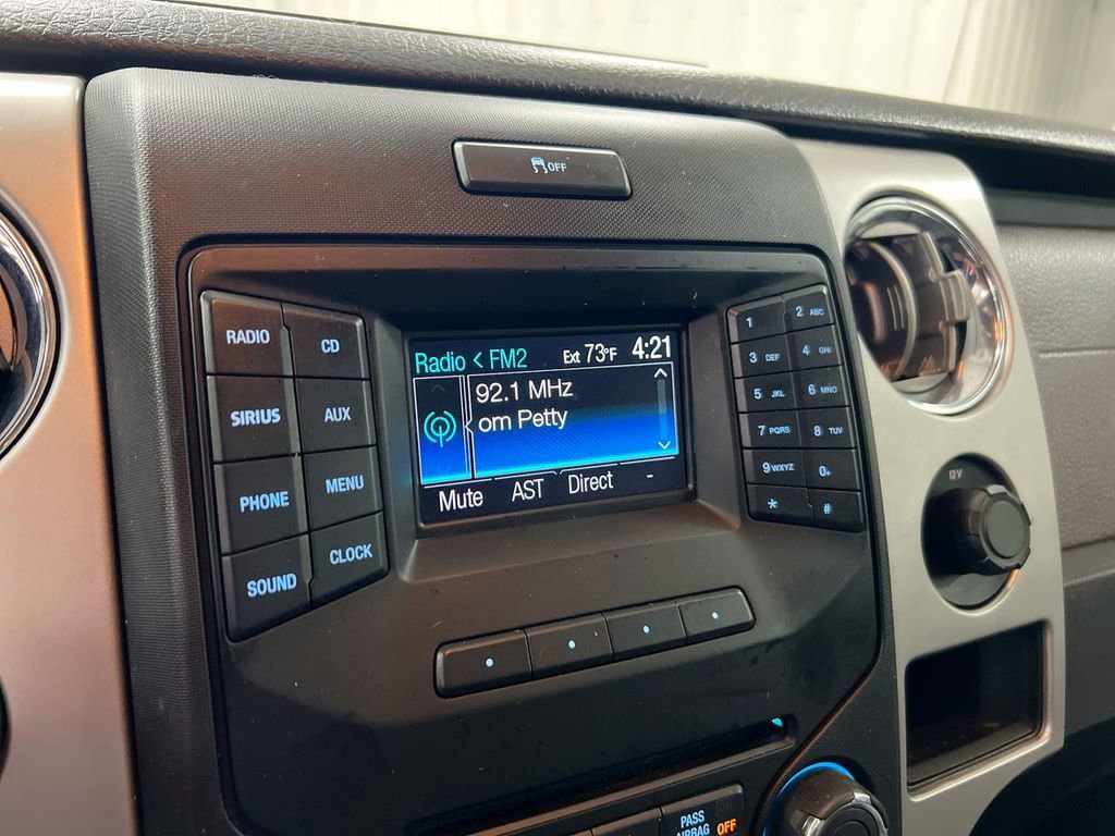 Used 2013 Ford F150 XLT w/ XLT Chrome Pkg image 14