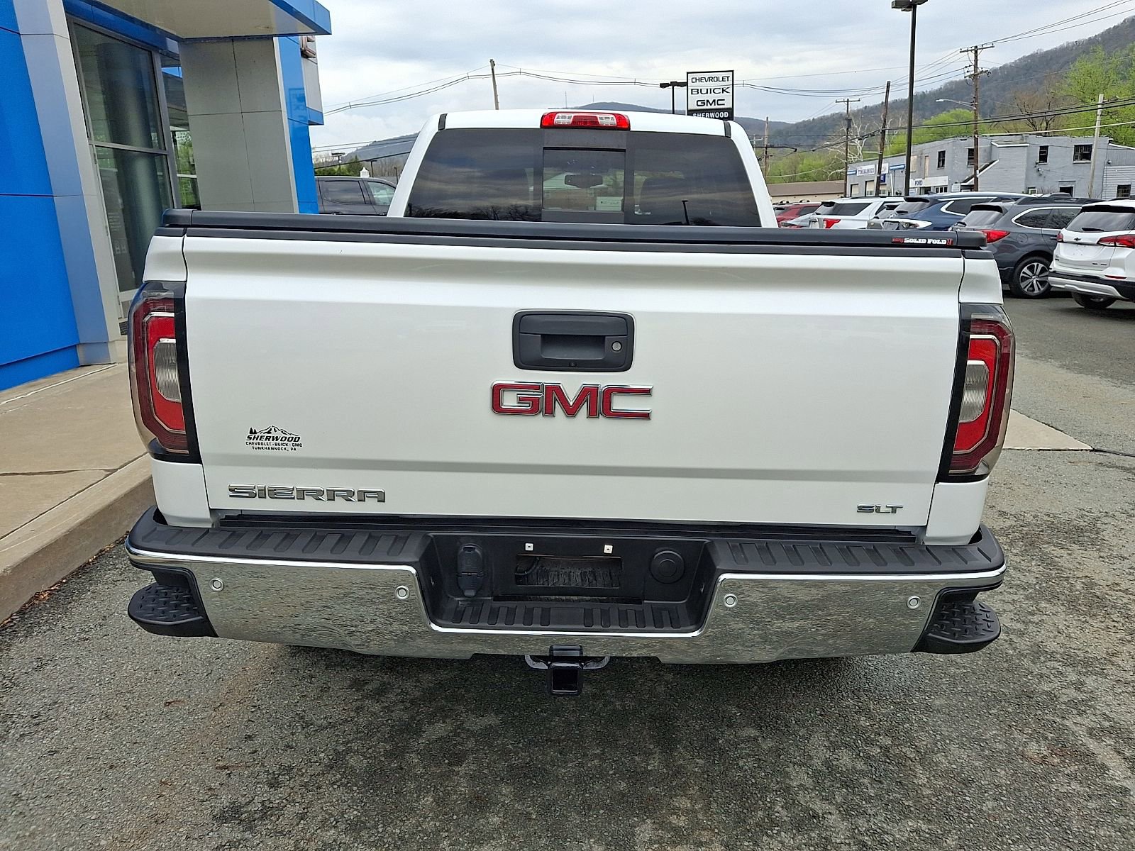 Used 2017 GMC Sierra 1500 SLT w/ SLT Premium Package image 5
