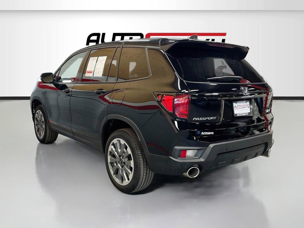 Used 2024 Honda Passport EX-L image 5