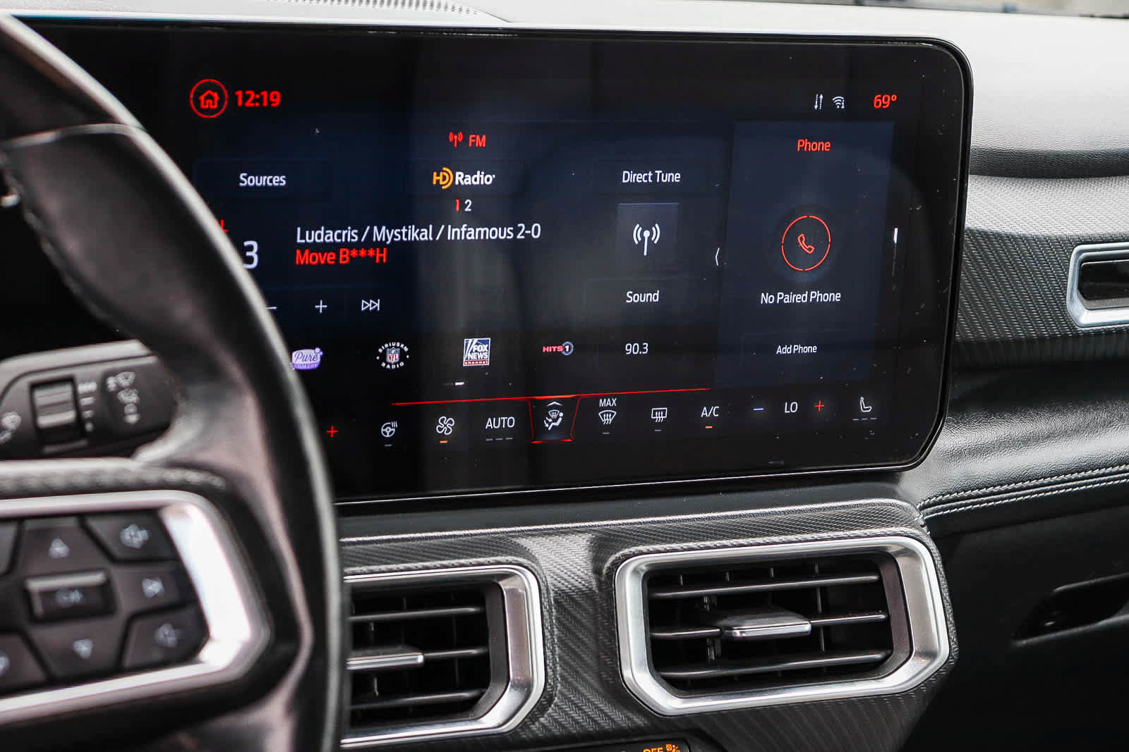 Used 2024 Ford Mustang Premium RWD image 17