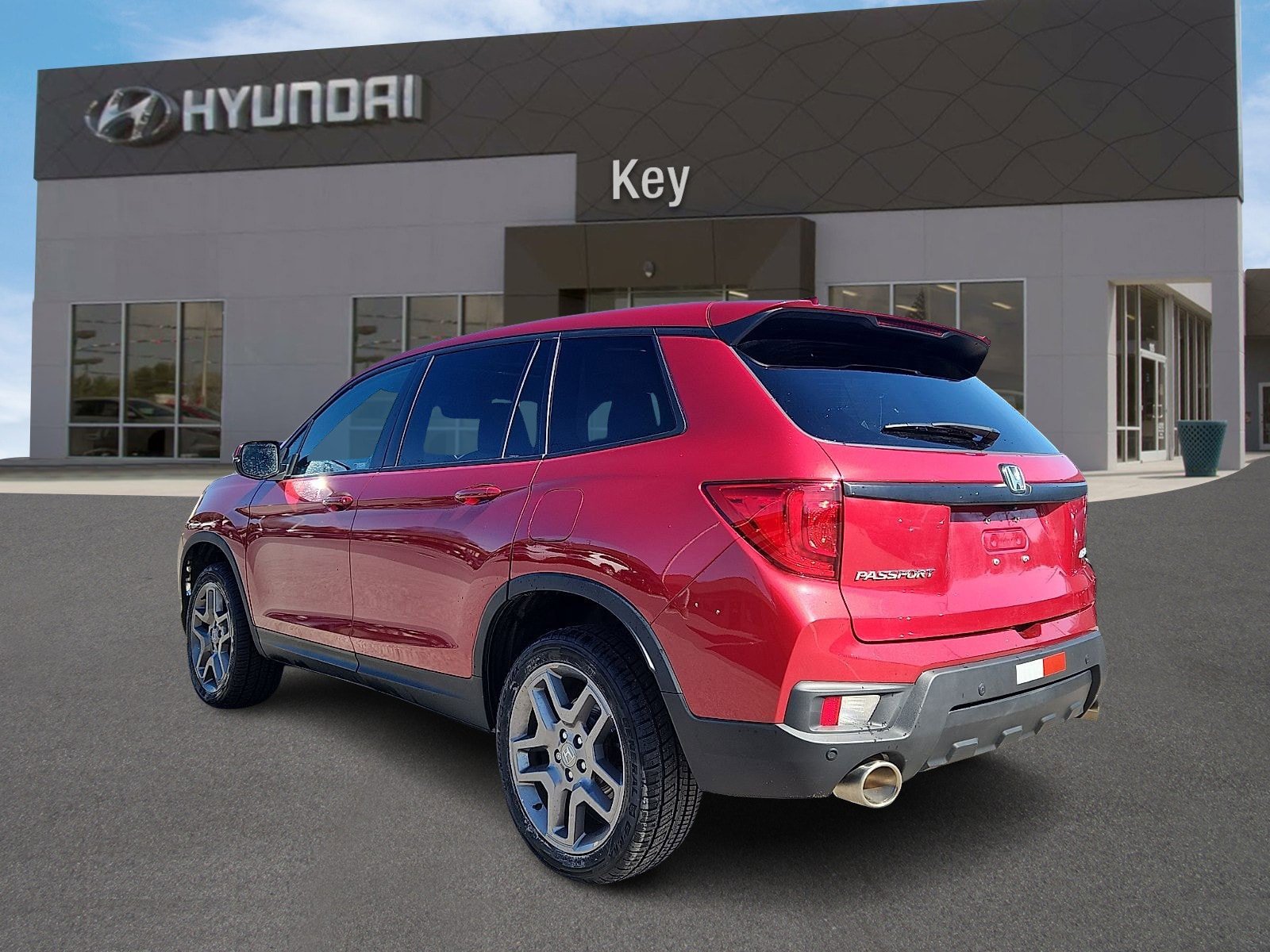 Used 2023 Honda Passport EX-L image 5