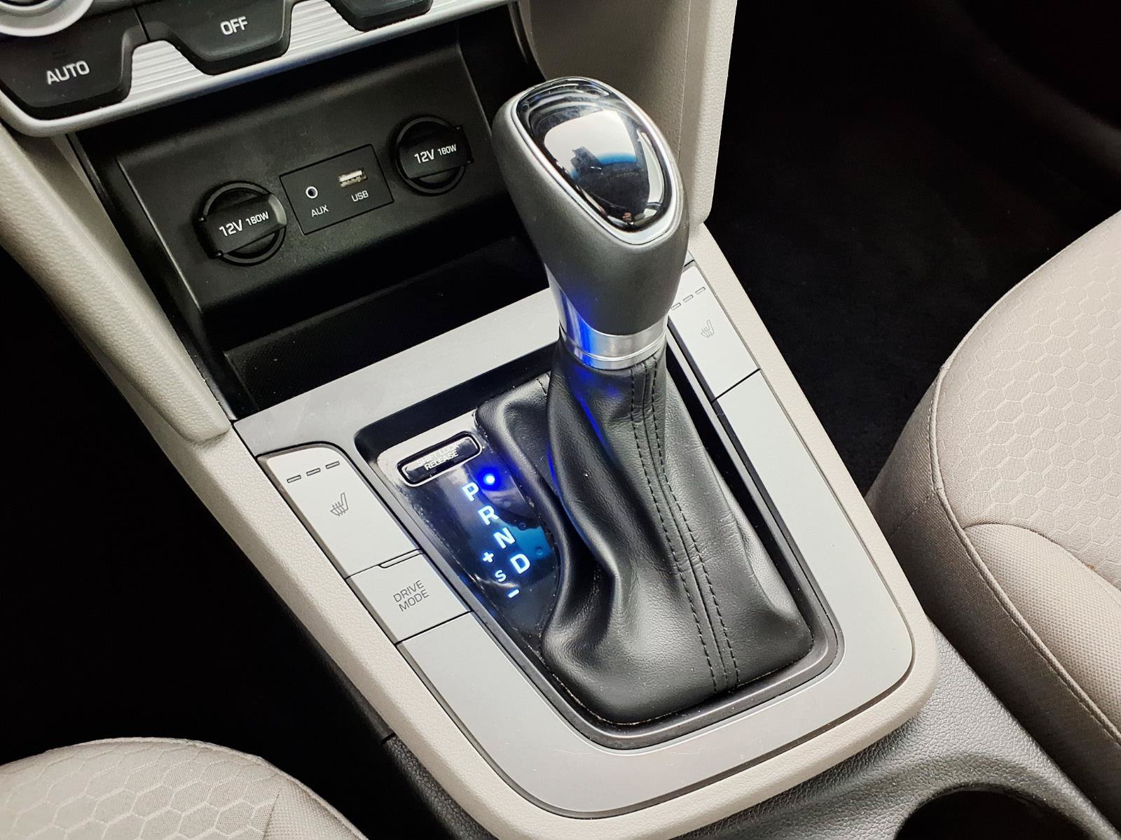 Used 2020 Hyundai Elantra Value Edition FWD image 21