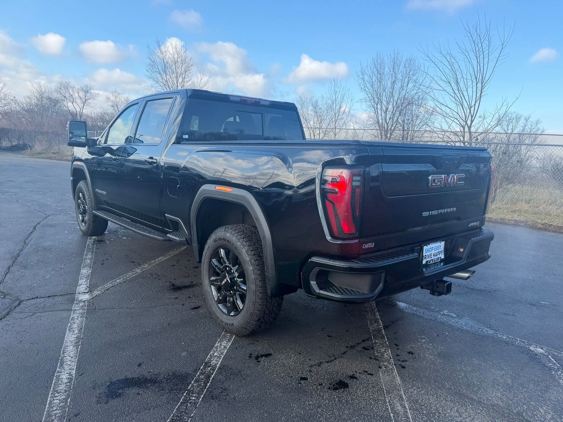 Used 2026 GMC Sierra 2500 AT4 w/ AT4 Premium Plus Package image 8