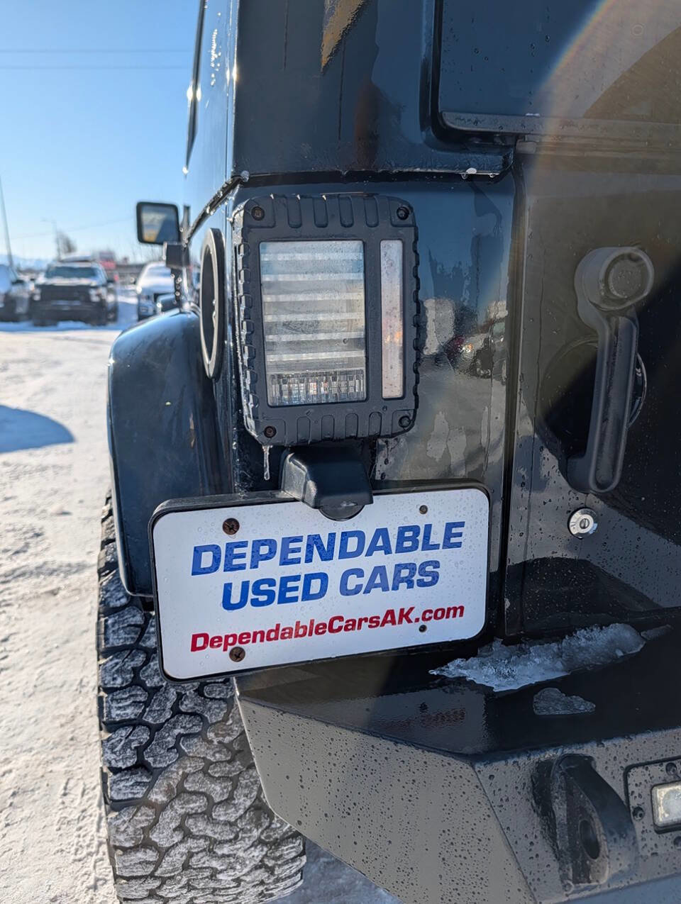 Used 2011 Jeep Wrangler Unlimited 70th Anniversary w/ Connectivity Group image 16