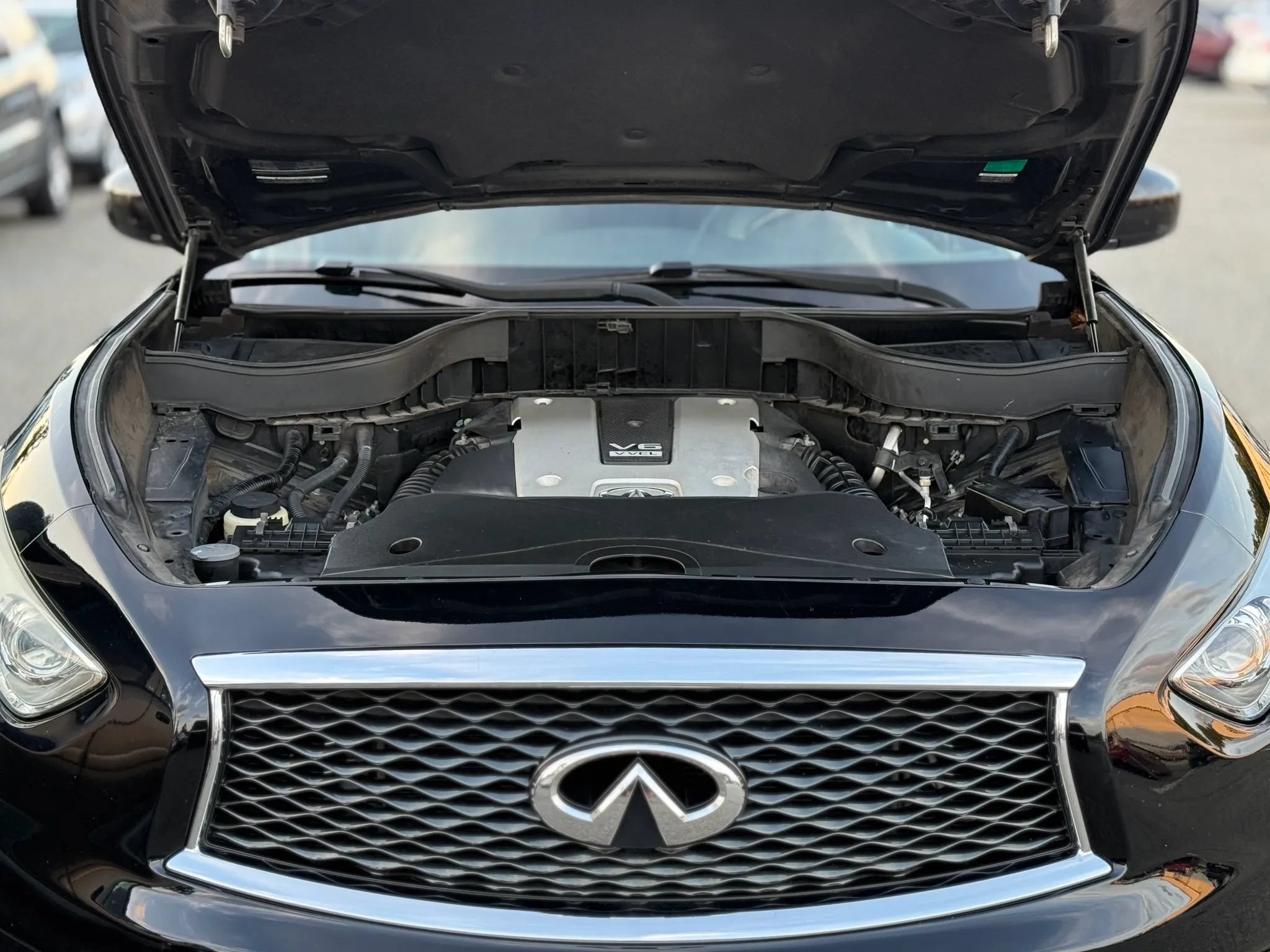 Used 2017 INFINITI QX70 AWD image 30