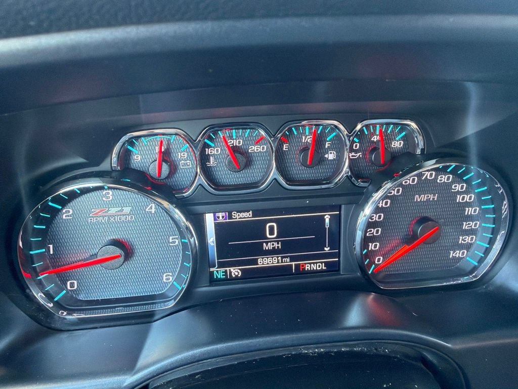 Used 2018 Chevrolet Silverado 1500 LT w/ All Star Edition AWD/4WD image 15