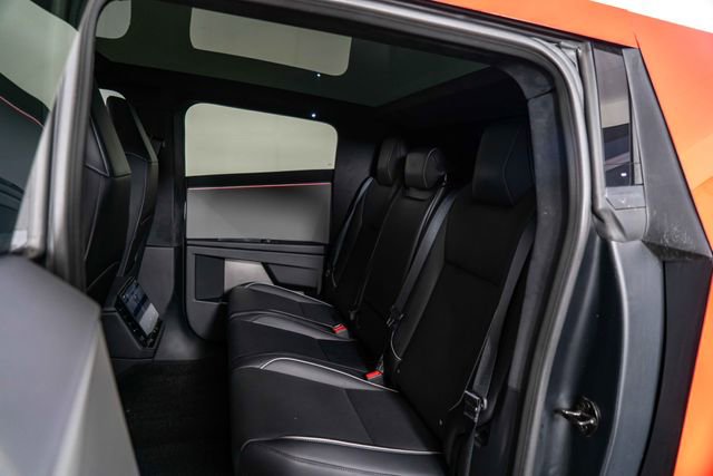 Used 2025 Tesla Cybertruck AWD Crew Cab image 15