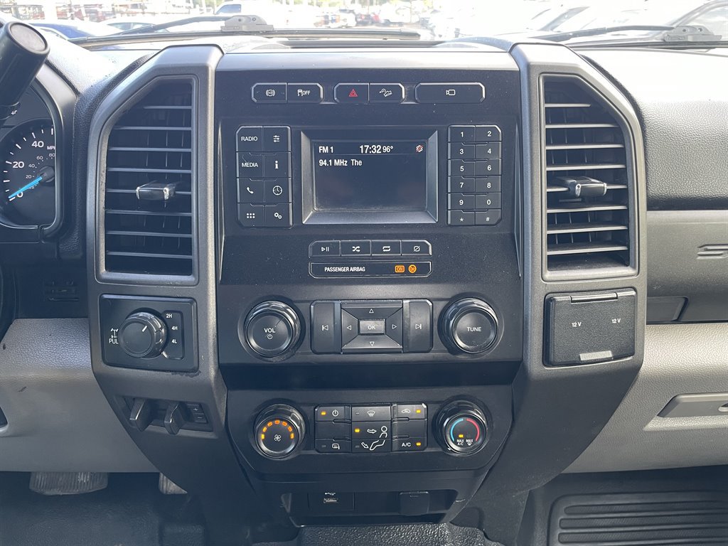 Used 2021 Ford F250 XL w/ Power Equipment Group AWD/4WD image 29