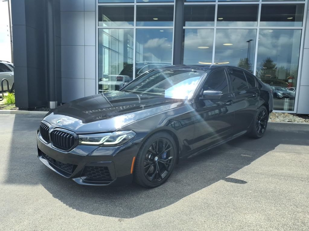 Used 2021 BMW M550i xDrive w/ Executive Package AWD/4WD image 2