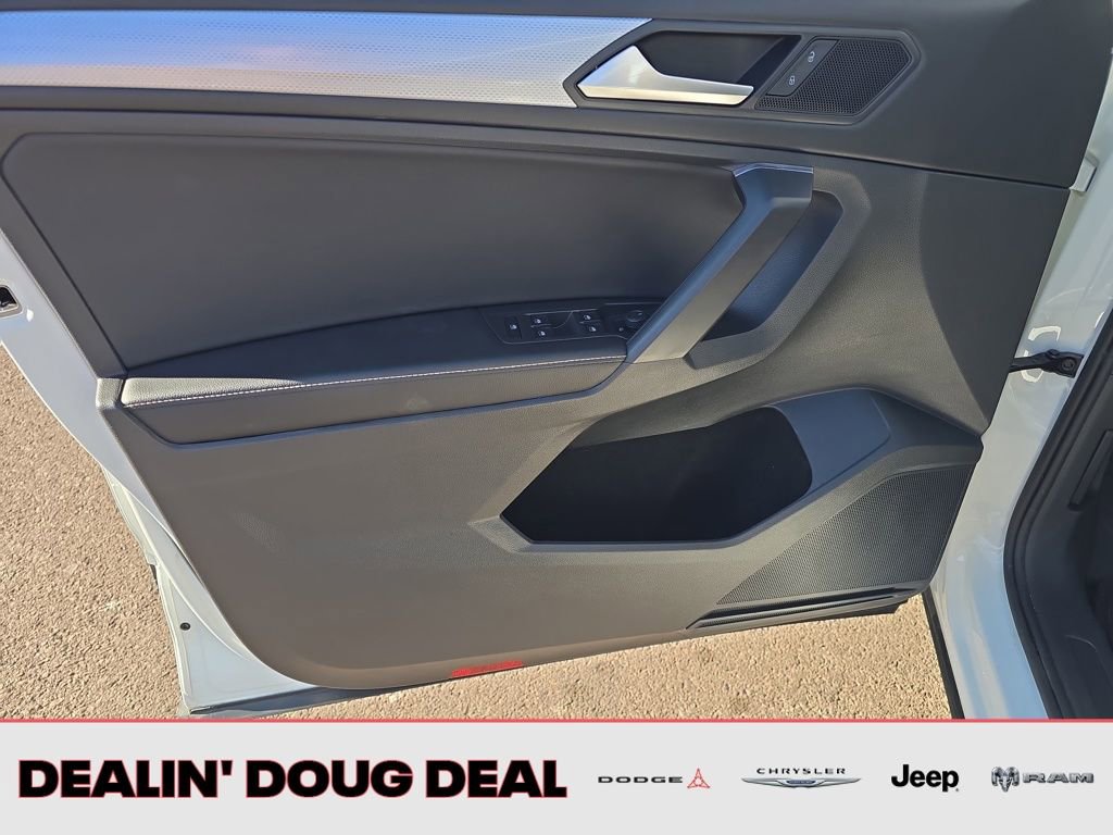 Used 2023 Volkswagen Tiguan S image 10