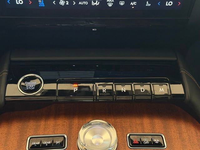 Used 2025 Lincoln Navigator Black Label AWD/4WD image 23