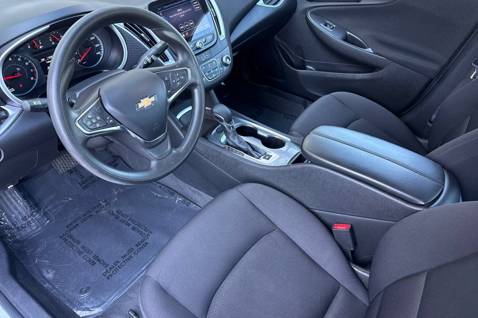 Used 2023 Chevrolet Malibu LT FWD image 12