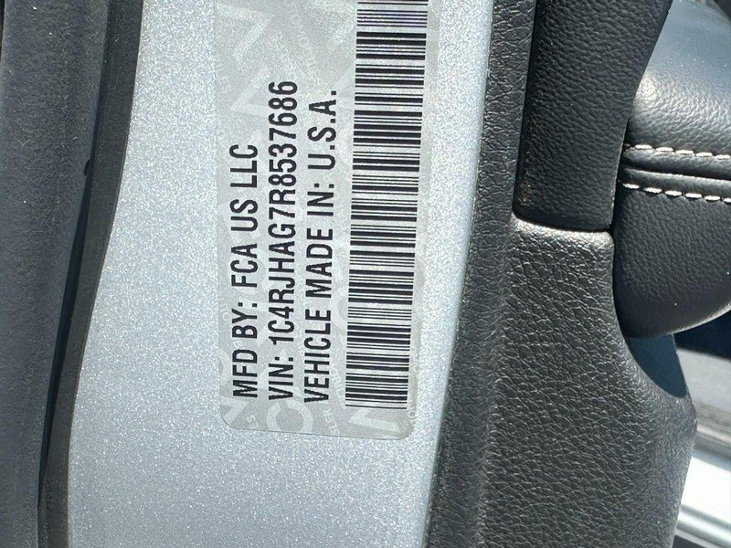 Used 2024 Jeep Grand Cherokee Altitude AWD/4WD image 24