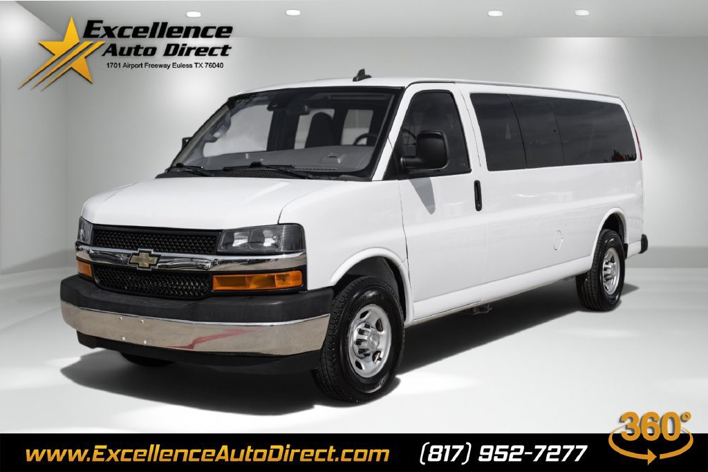 Used 2021 Chevrolet Express 3500 LS w/ Chrome Appearance Package RWD image 1