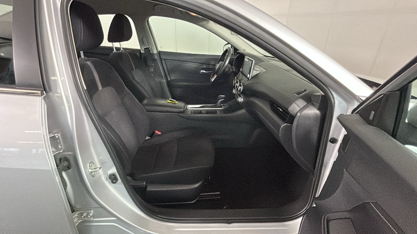 Used 2023 Nissan Sentra SV w/ All-Weather Package FWD image 35