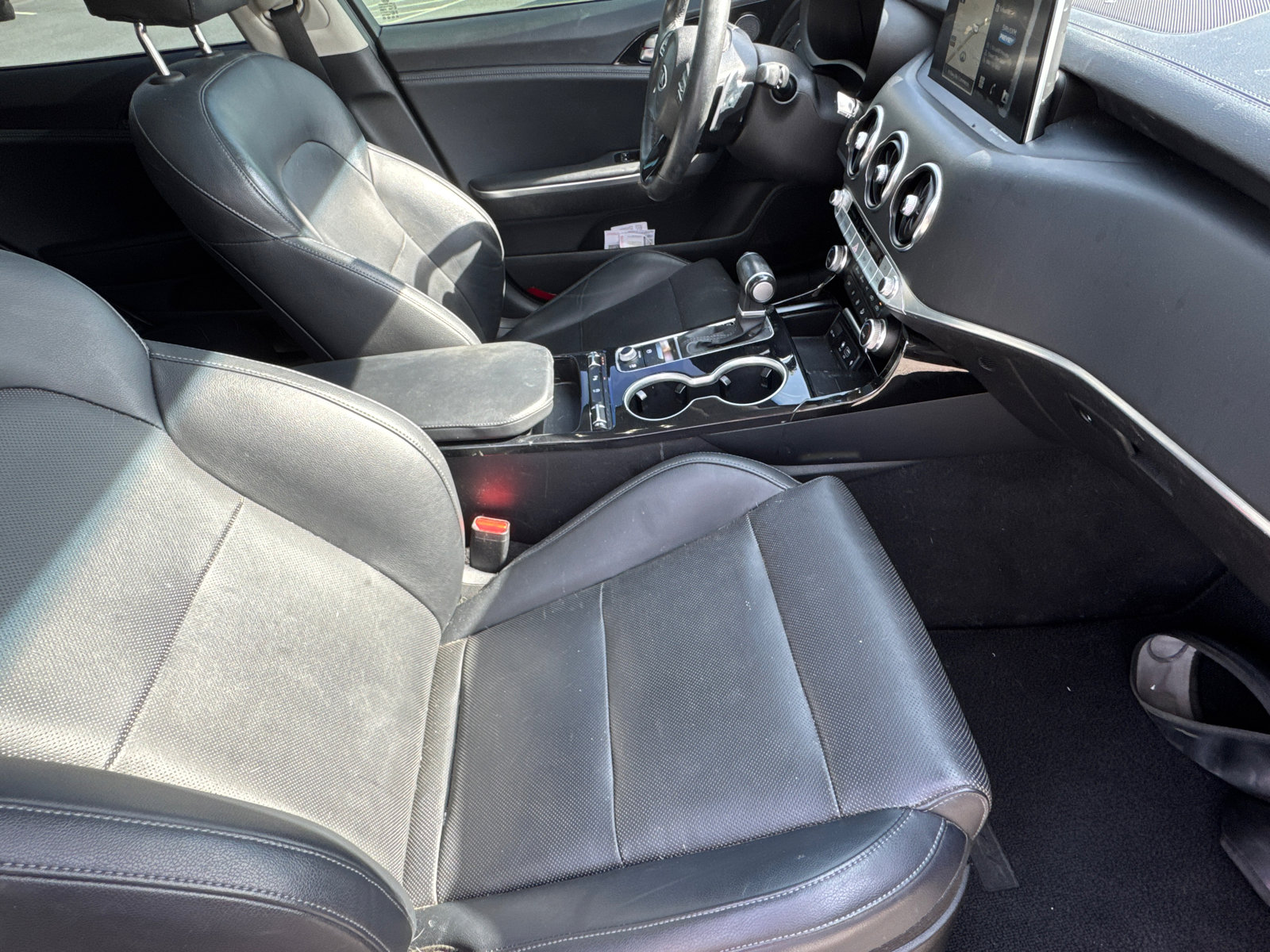 Used 2019 Kia Stinger Premium image 15