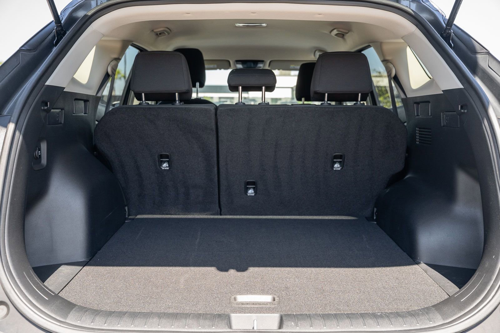 Used 2026 Kia Sportage LX image 15