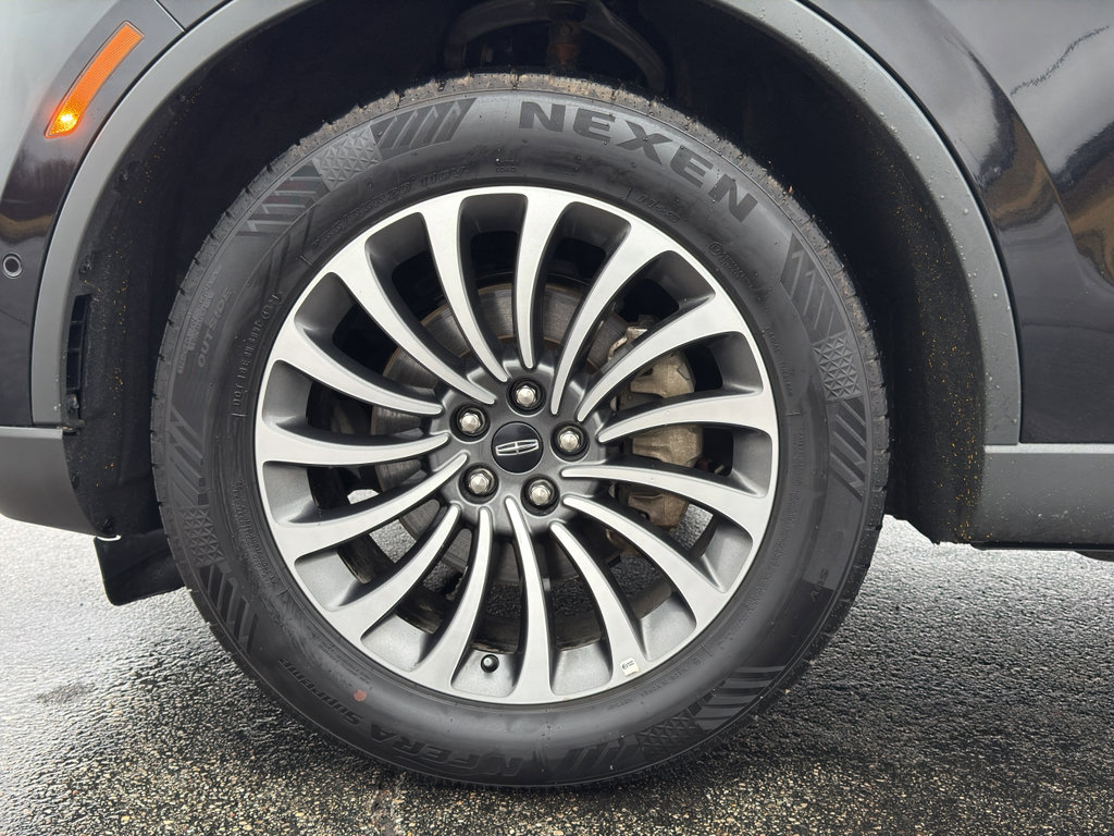 Used 2024 Lincoln Aviator Reserve image 10