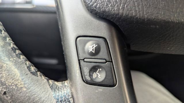 Used 2011 Kia Sorento SX image 32