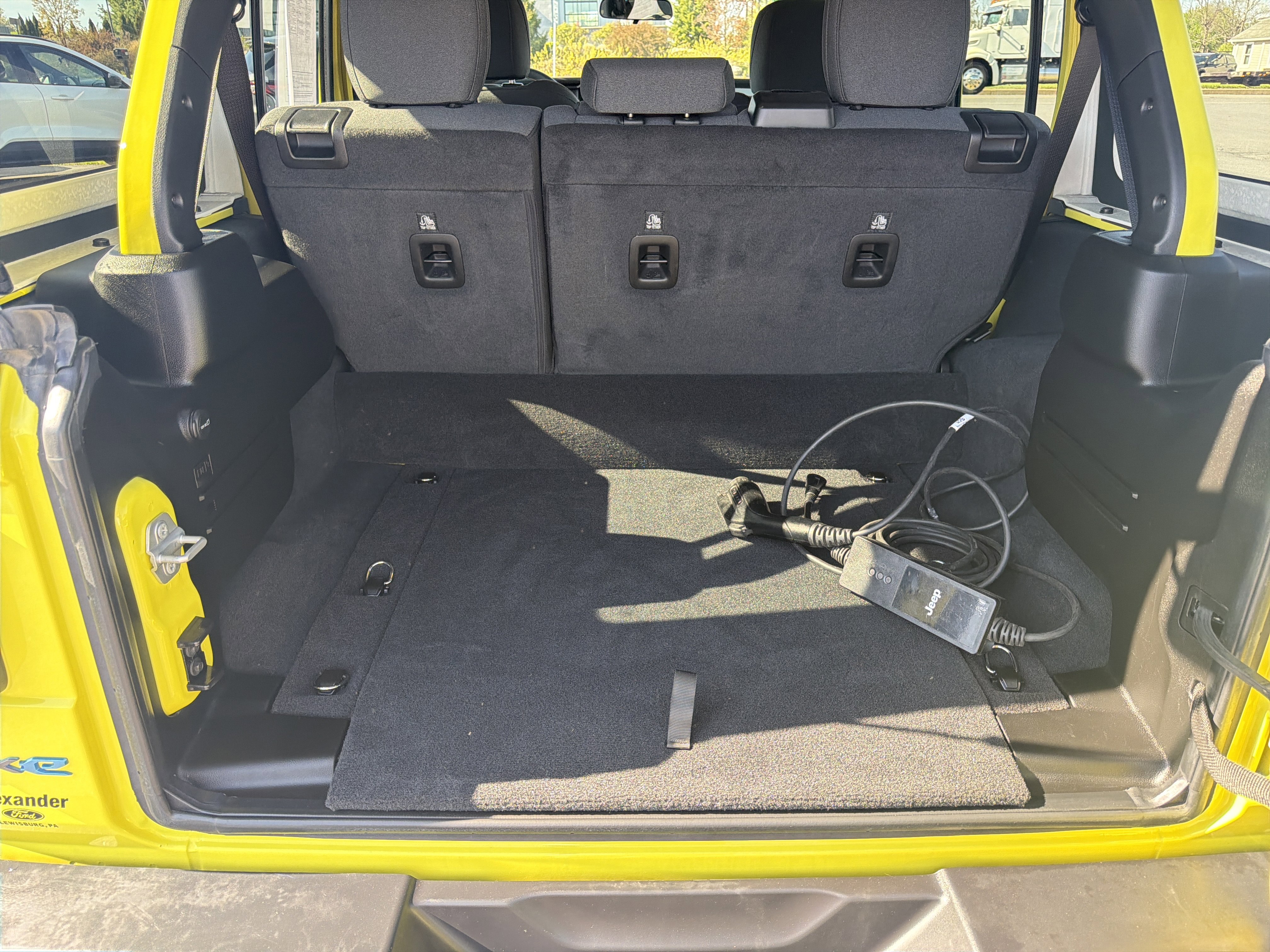 Used 2024 Jeep Wrangler Sport S w/ Convenience Group AWD/4WD image 5