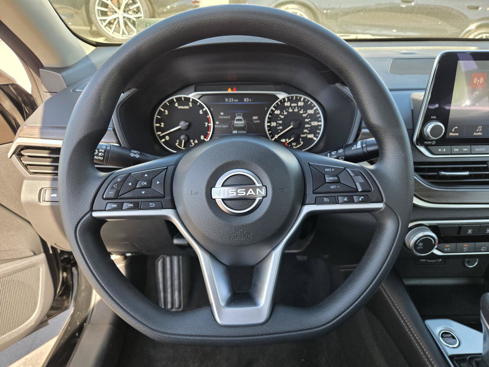 Used 2023 Nissan Altima 2.5 SV AWD/4WD image 16