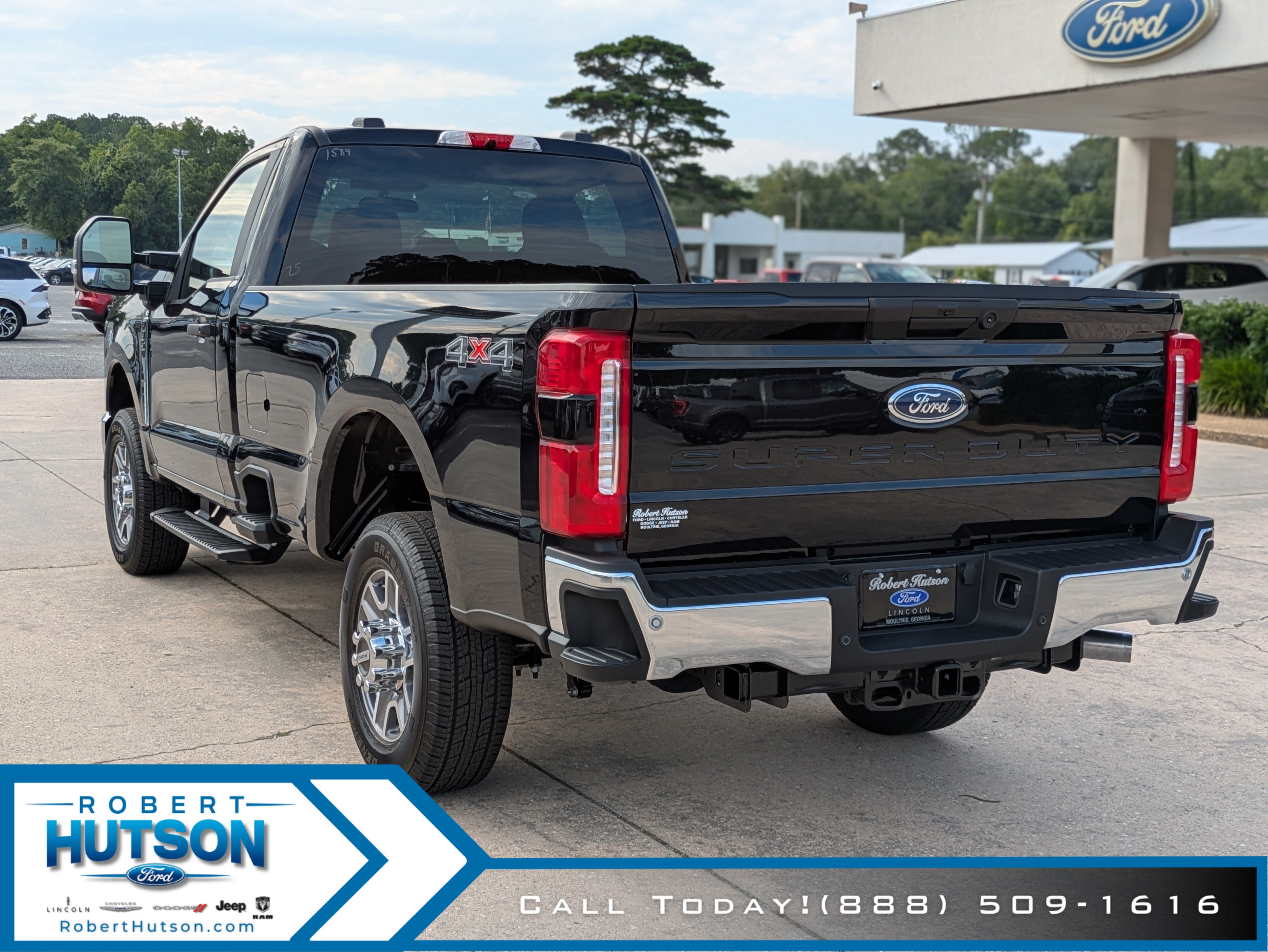 New 2025 Ford F350 XLT w/ 360-Degree Camera Package AWD/4WD image 8