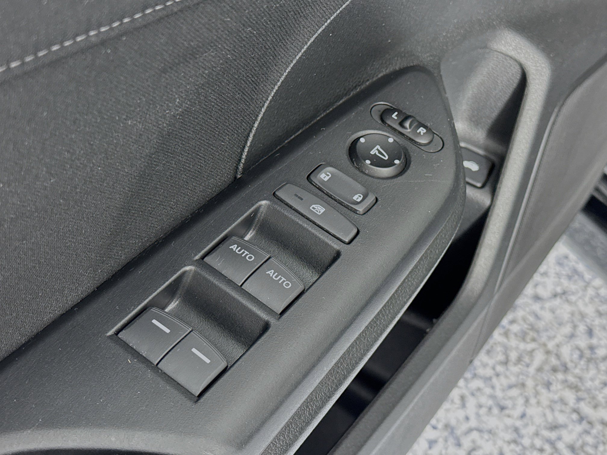 Certified 2018 Honda Civic EX image 17