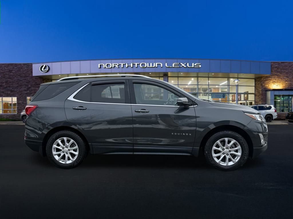 Used 2018 Chevrolet Equinox LT w/ Sun & Infotainment Package image 24