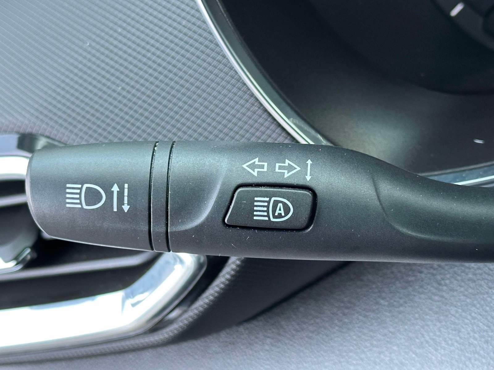 Used 2023 Chevrolet TrailBlazer LT image 22