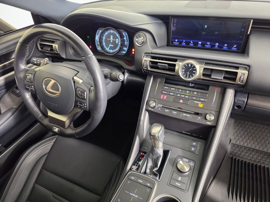 Used 2019 Lexus RC 350 F Sport w/ Accessory Package AWD/4WD image 38
