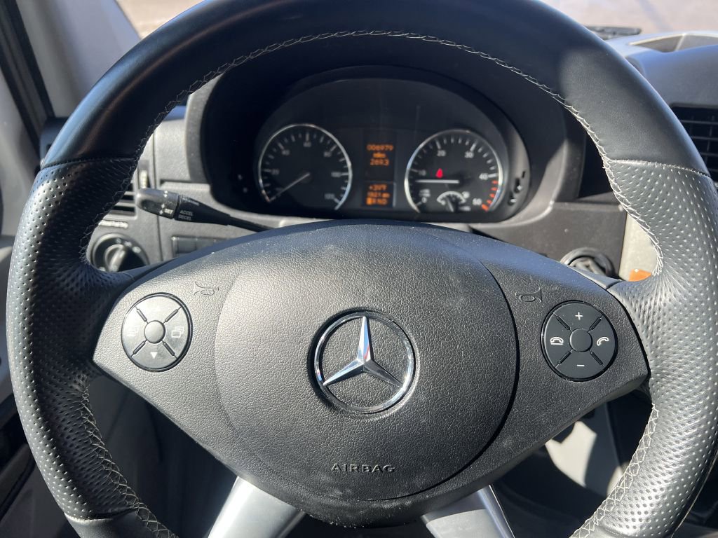 Used 2018 Mercedes-Benz Sprinter 3500 image 83