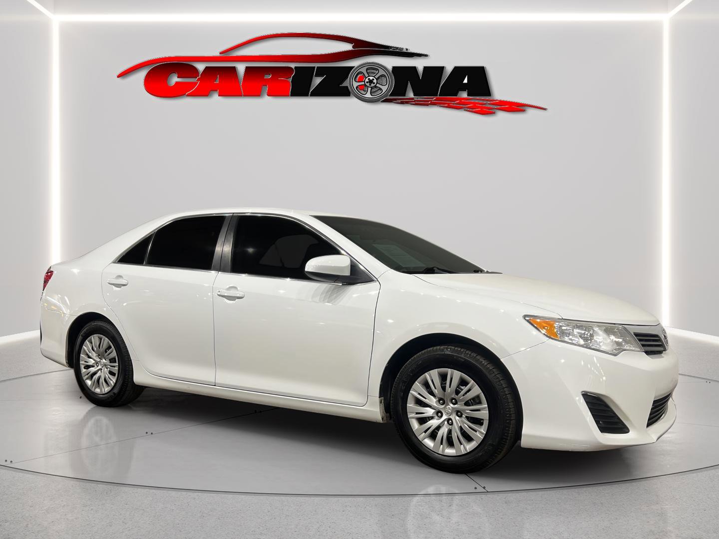 Used 2014 Toyota Camry L FWD image 2