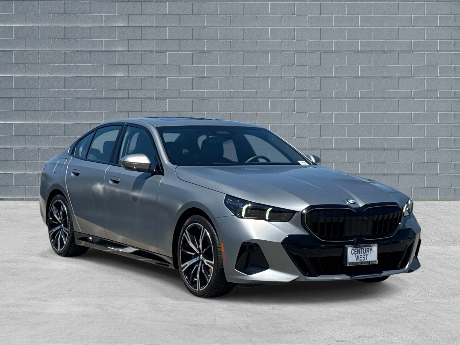 Certified 2024 BMW 530i w/ M Sport Package RWD image 1