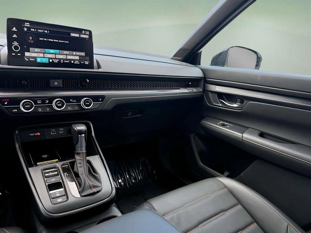 Used 2025 Honda CR-V Sport-L image 11