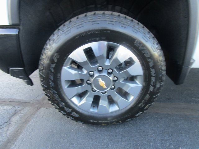 New 2026 Chevrolet Silverado 2500 Custom image 2