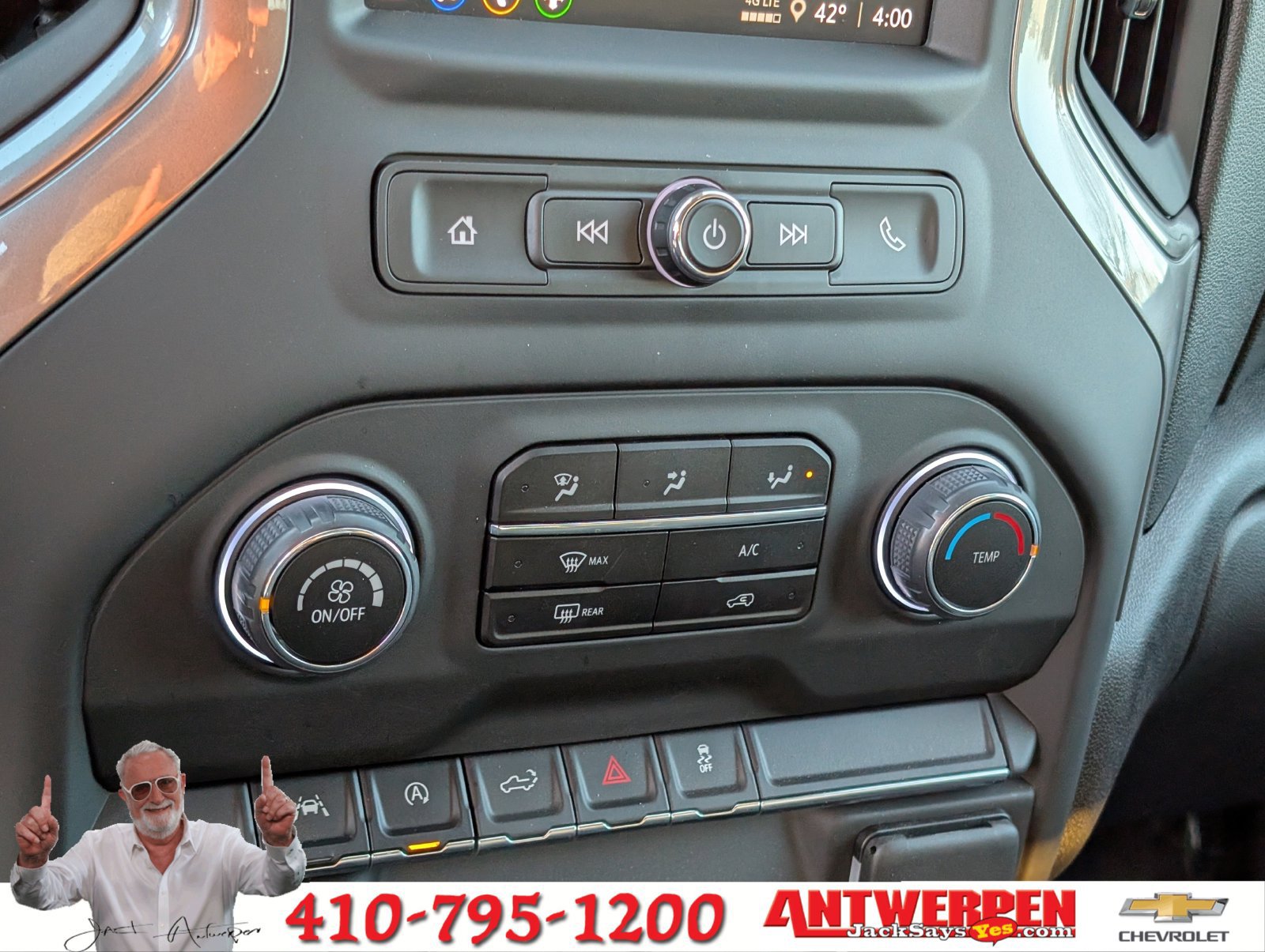 Used 2025 Chevrolet Silverado 1500 Custom AWD/4WD image 25