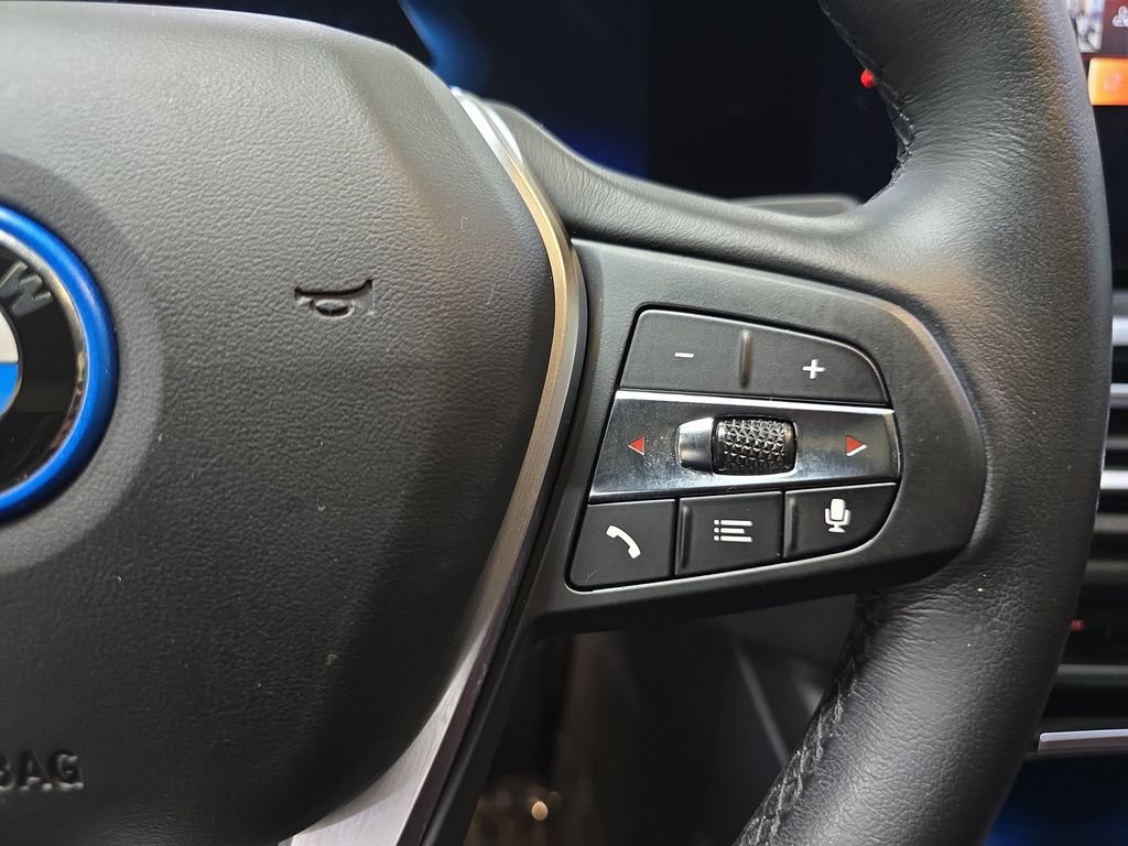 Used 2023 BMW i4 eDrive35 RWD image 21