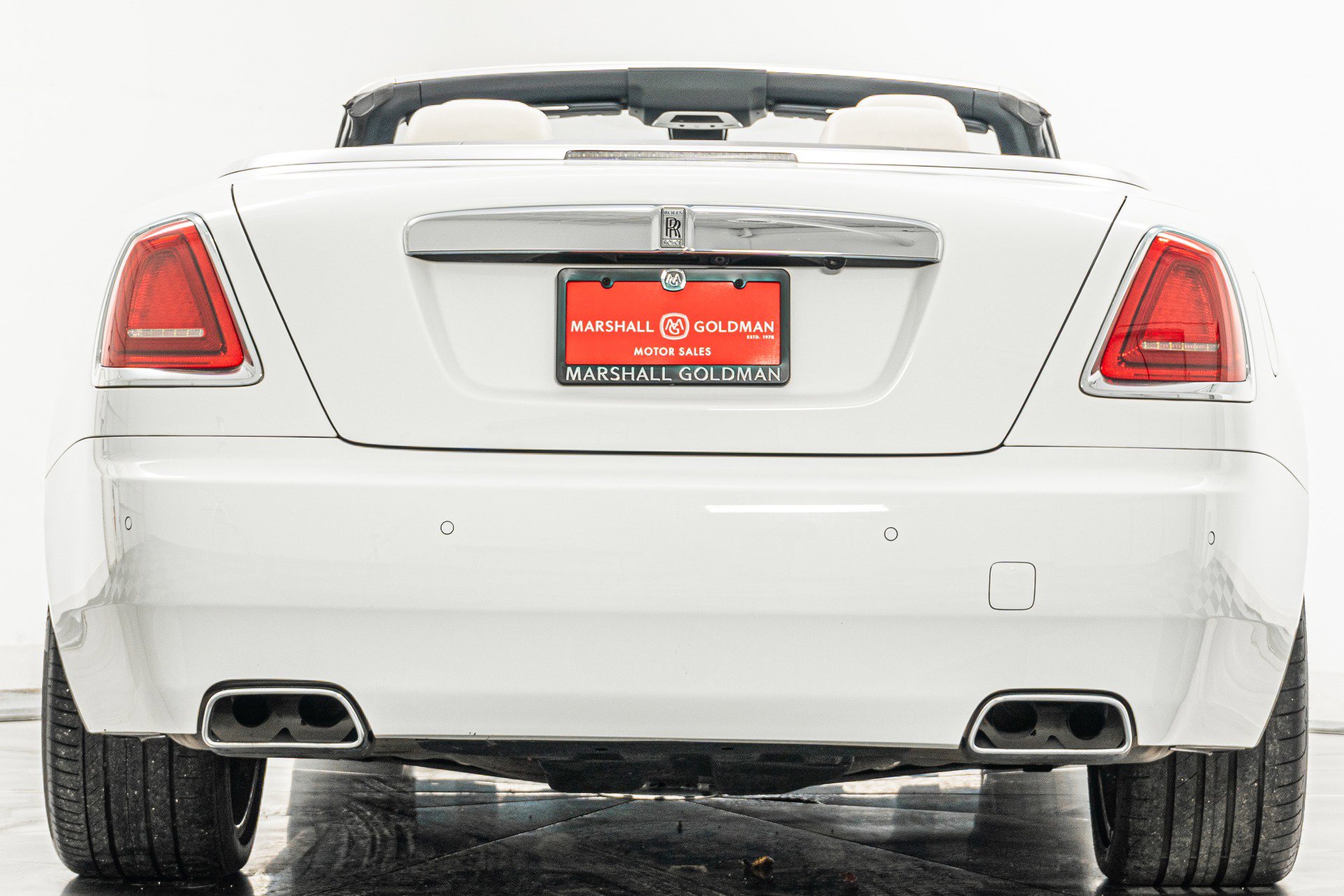 Used 2019 Rolls-Royce Dawn image 9